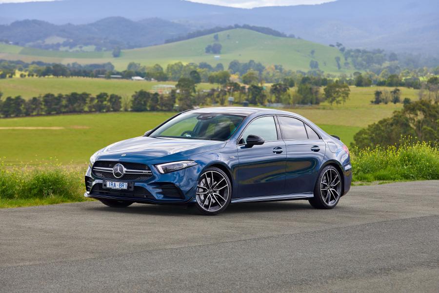  Mercedes-AMG A35 4Matic Sedan (V177) 2020 года  (AU) (фото 4 из 41)